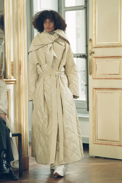 Look 17